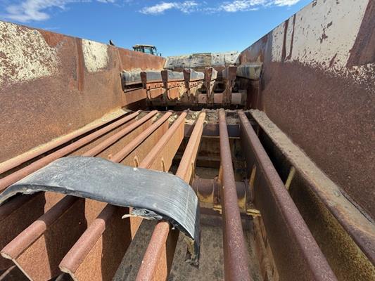 Metso 6' X 12' Vibrating Grizzly Feeder)