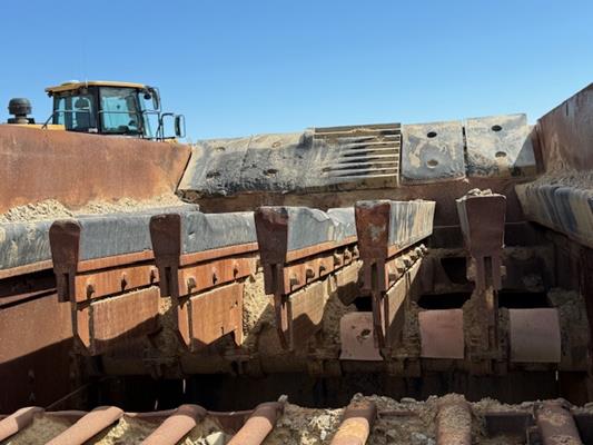 Metso 6' X 12' Vibrating Grizzly Feeder)