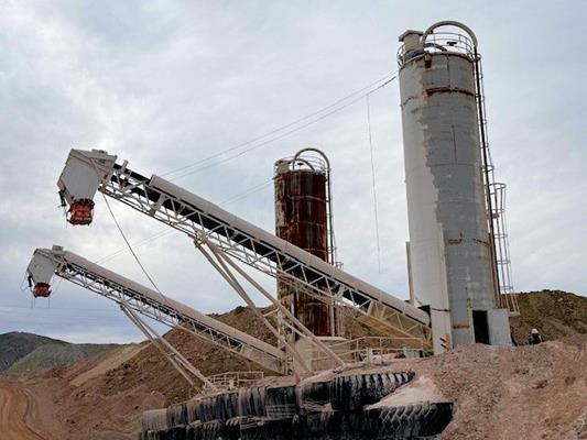 2 Units - Ssi - Steel Structures Inc. 11'11" W X 48' H Lime Silos, 3800 Cu. Ft.)