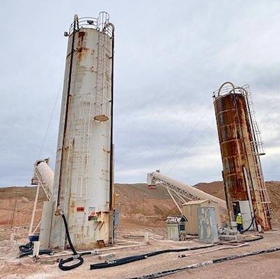 2 Units - Ssi - Steel Structures Inc. 11'11" W X 48' H Lime Silos, 3800 Cu. Ft.)