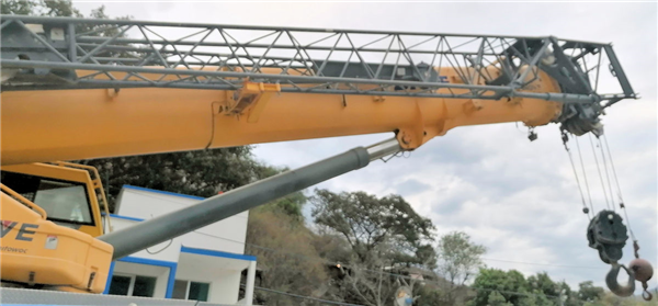 Used Grove Model Rt9150e 150-ton Mobile Crane)