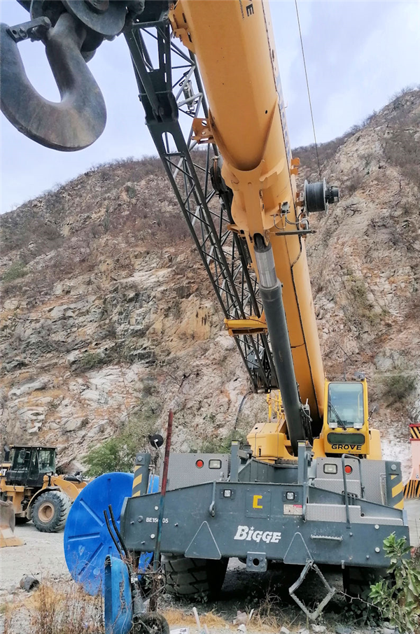 Used Grove Model Rt9150e 150-ton Mobile Crane)