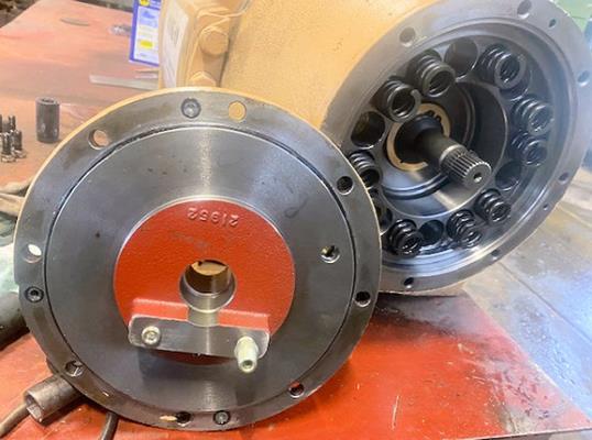 4 Units - Pullmaster Model M18-3-101-1 Planetary Hydraulic Winches)