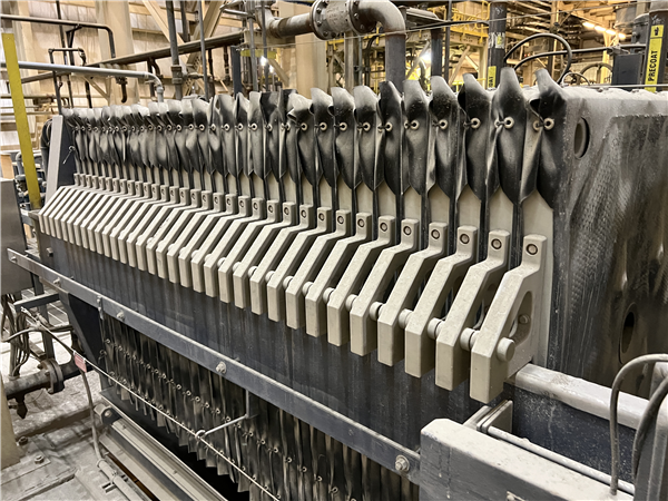 Approximately 3,000 - 6,000 Tpd Process Plant Equipment, Including Flsmidth Ball & Rod Mill, Flotation, Thickeners, Filters, Screens, Cyclones, Feeders And More!)