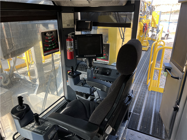 Atlas-copco Pit Viper 235 Rcs Electric Blast Hole Drill)