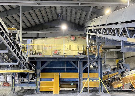 Metso Crushing Circuit With C80 Jaw, Hp100 Cone, Grizzly Feeder, Screen And Conveyors)