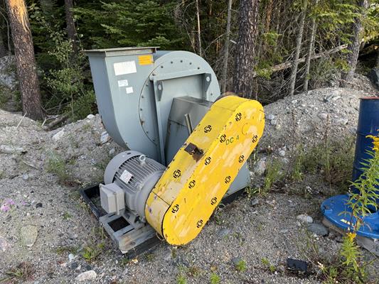Metso Crushing Circuit With C80 Jaw, Hp100 Cone, Grizzly Feeder, Screen And Conveyors)