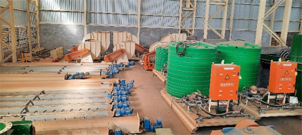 Unused Donaldson Complete Dust Extraction Plant)