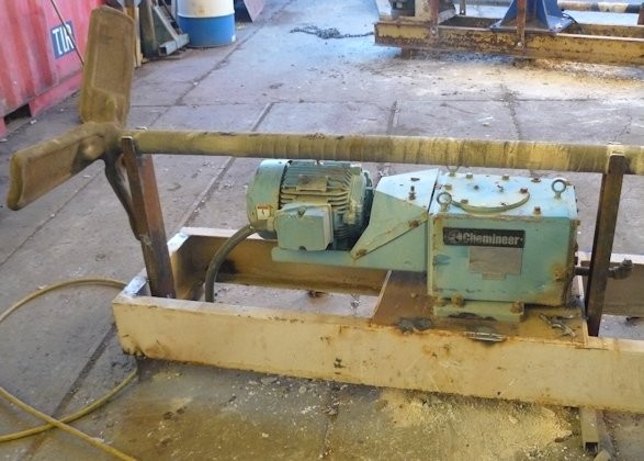 Chemineer Model 2htd-10 Agitator With 10 Hp Motor)