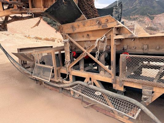 24 Units - Superior 36" W X 115' L Grasshopper Conveyors (offered In Multiples Of 6))