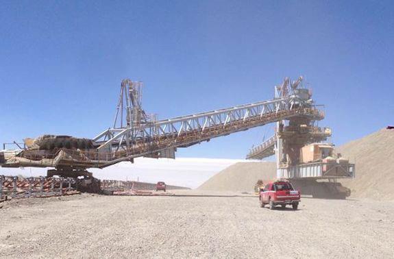 Rahco 60" W X 400m L (1312') Static Leach Pad, 13,000 Tph With Mobile Reclaim, Material Transfer Conveyor, Stacking System & Mobile Stacker)