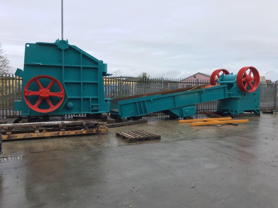 Kue-ken 36" X 48" Model 150 Jaw Crusher With Optional Feeder)