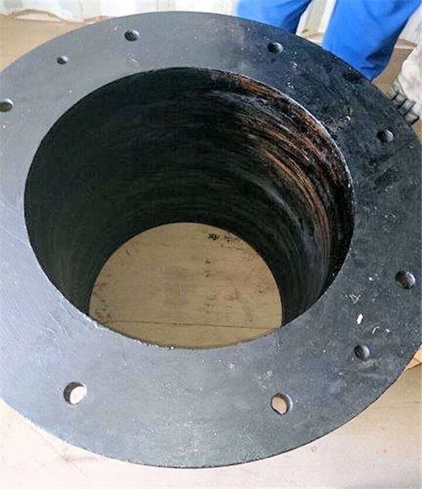 Lot Of Spare Parts For Allis Chalmers Mk-i 54" X 74" Gyratory Crusher)
