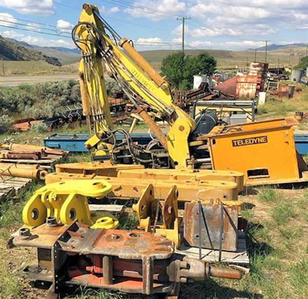 Teledyne Tm-16 Pedestal Rock Breaker With Npk H-3xa Hydraulic Hammer)
