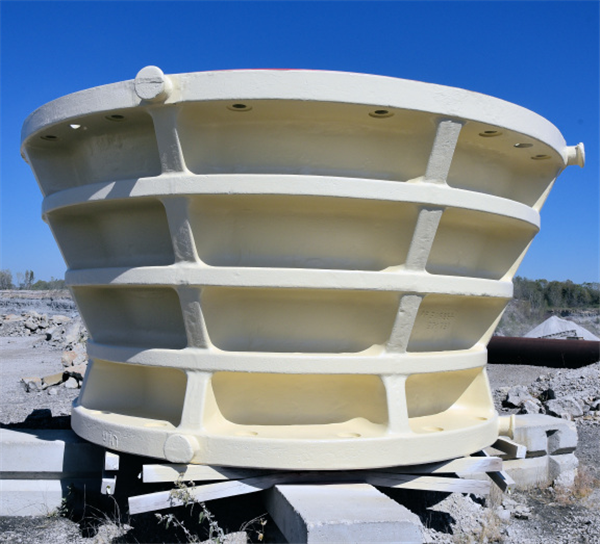 Svedala-metso 62" X 75" Mk-ii Superior Gyratory Crusher)