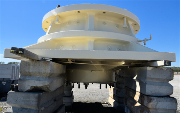 Svedala-metso 62" X 75" Mk-ii Superior Gyratory Crusher)