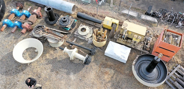 Lot Of Spare Parts For Symons-nordberg 7' Cone Crusher)