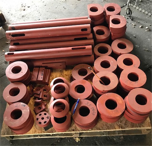 LOT of Adjustment Lock Posts, Washers, Seats and Keys for 7' Cone Crusher