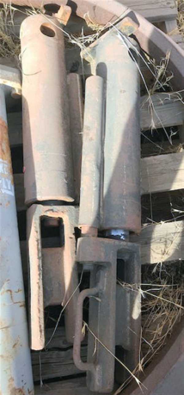  Hydraulic Adjustment Ram for 7' Cone Crusher