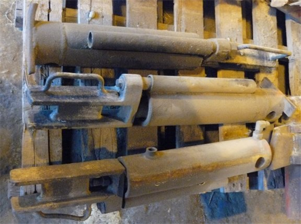 Spare Hydraulic Adjustment Ram for SYMONS-NORDBERG 7' SH Cone Crusher