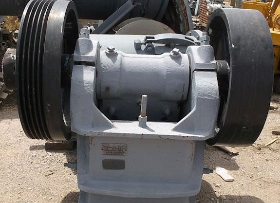 Telsmith 10" X 20" Roller Bearing Jaw Crusher)