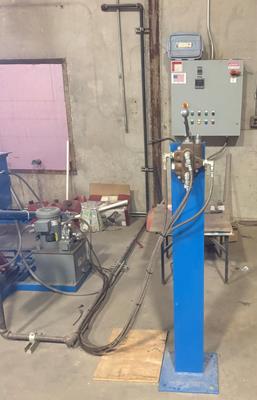 Baker Model 60-t Hydraulically Tilted Crucible Furnace)