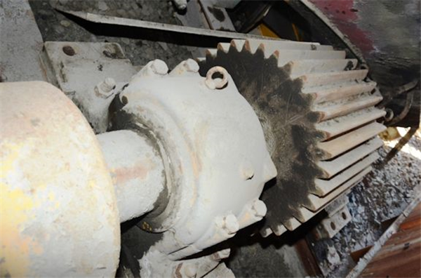 Morgardshammar (metso) 19.35' X 27.88' (5.9m Dia X 8.5m) Ag/sag/ball Grinding Mill 3,753 Hp (2,800 Kw) 50 Hz)
