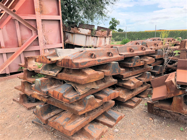 Ffe Minerals 24' X 10'6" F/f (7.3m X 2.7m) Sag Mill)