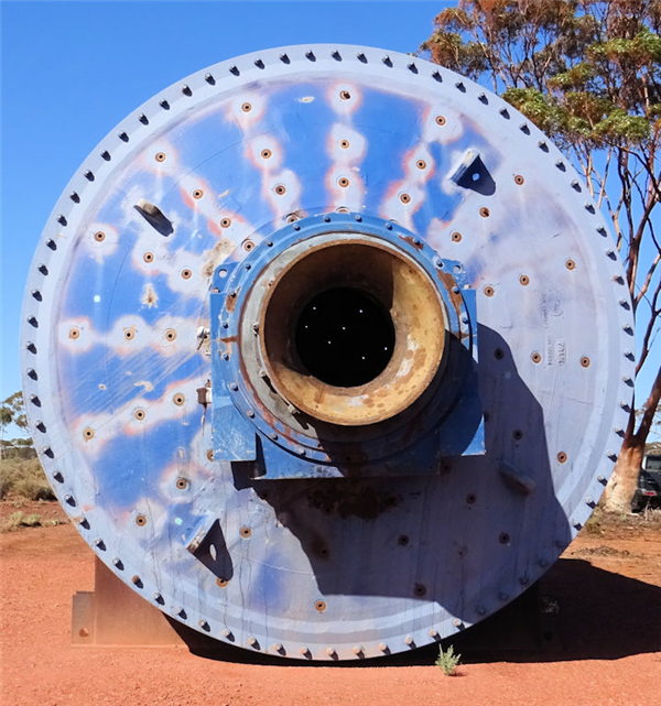 Outokumpu/nordberg 13.8' X 20.5' (4200mm X 6250mm) Regrind Ball Mill, 1850 Kw (2481 Hp))