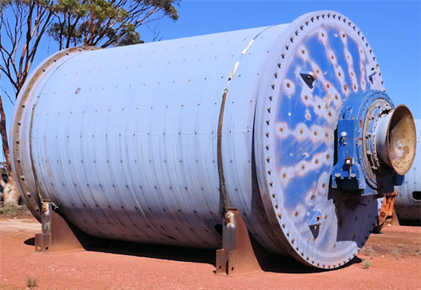Outokumpu/nordberg 13.8' X 20.5' (4200mm X 6250mm) Regrind Ball Mill, 1850 Kw (2481 Hp))