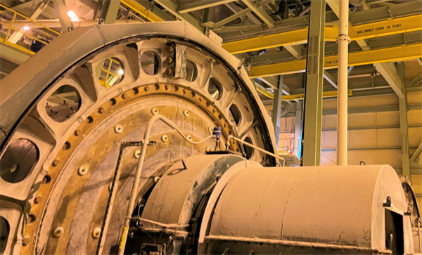 Metso 12' X 21' (3.7m X 6.4m) Ball Mill, 1600 Hp)
