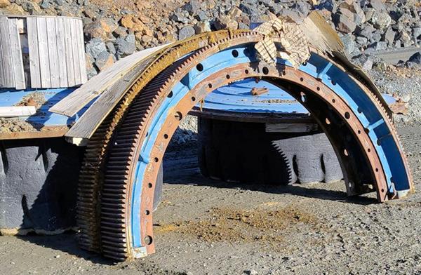Allis Chalmers 9' X 12' Regrind Ball Mill With 500 Hp Motor)