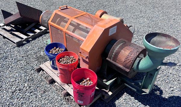Quinn 16" W X 32" L Skidded Slag/ball Mill)