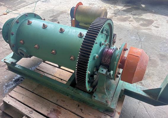 Quinn 16" W X 32" L Skidded Slag/ball Mill)