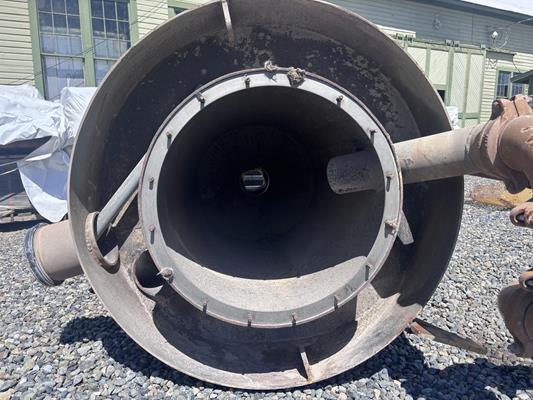 Kca/dinco Slag Holding Tank/feeder With 1/2 Hp Motor And Nord Gear Reducer)