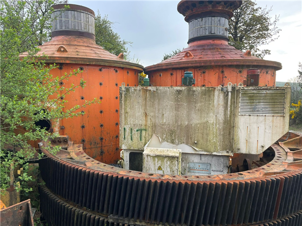 Ani 4.7m X 6.7m (15.5' X 22') Ball Mill With 2,300 Kw (3,084 Hp) Motor)