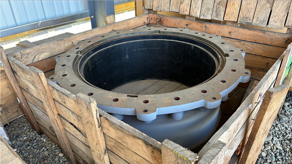 Unused Outotec 3.7m X 1.5m (12.1' X 4.9') Sag Mill, 350 Hp (260 Kw))