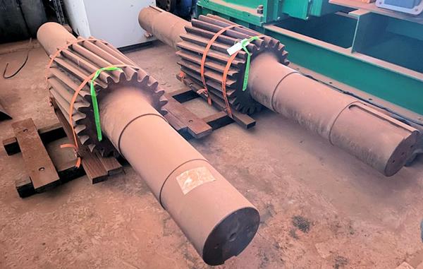 Ani 4.4m X 8.1m (14'4" X 26'6") Ball Mill, 5000 Kw)