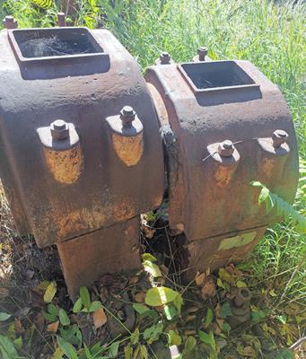 Marcy 8' X 6' (2.4m X 1.8m) Ball Mill, Wet Grind, Rubber Liners, No Motor)