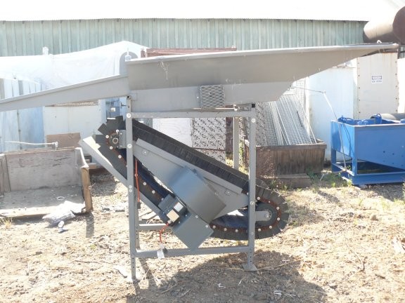 Rare Metals Llc Model S-10 Dry Air Concentrator With 1/4 Hp Motor, 24" W X 57" L Belt, Capacity Approx. 6 Tph)