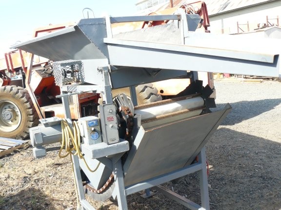 Rare Metals Llc Model S-10 Dry Air Concentrator With 1/4 Hp Motor, 24" W X 57" L Belt, Capacity Approx. 6 Tph)