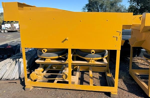 2 Units - Mineral Jigs)