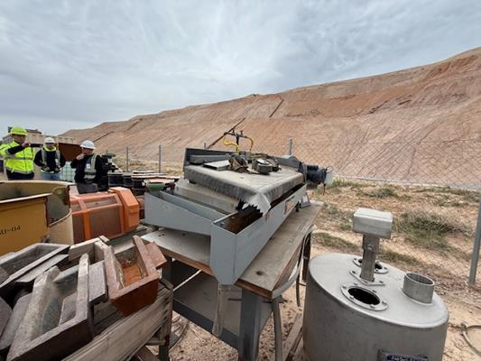 Sepor Concentrating Table)