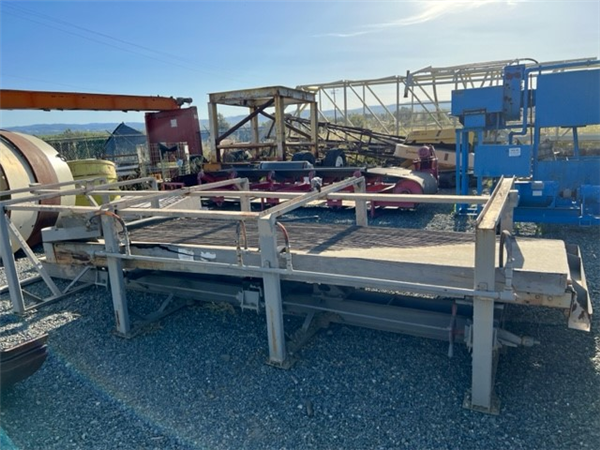 Wilfley No. 6 Gold Concentrate Table)