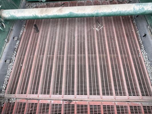 4 Units - Derrick Model 56-144d-3dd 5' W X 12' L Double Deck Dry Sizing Screens)