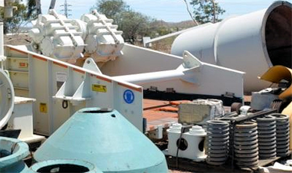 Unused Metso 8' X 20' Single Deck Low Head Vibrating Screen)