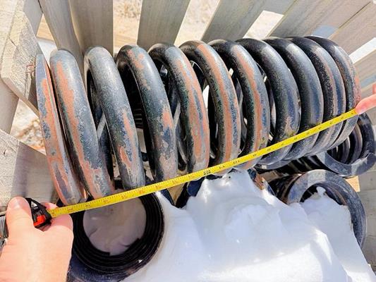 Flsmidth 10' W X 24' L Double Deck Banana Screen)