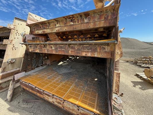 6 Units - Simplicity-terex 8' X 24' Triple Deck Screens)