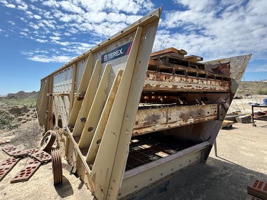 6 Units - Simplicity-terex 8' X 24' Triple Deck Screens)